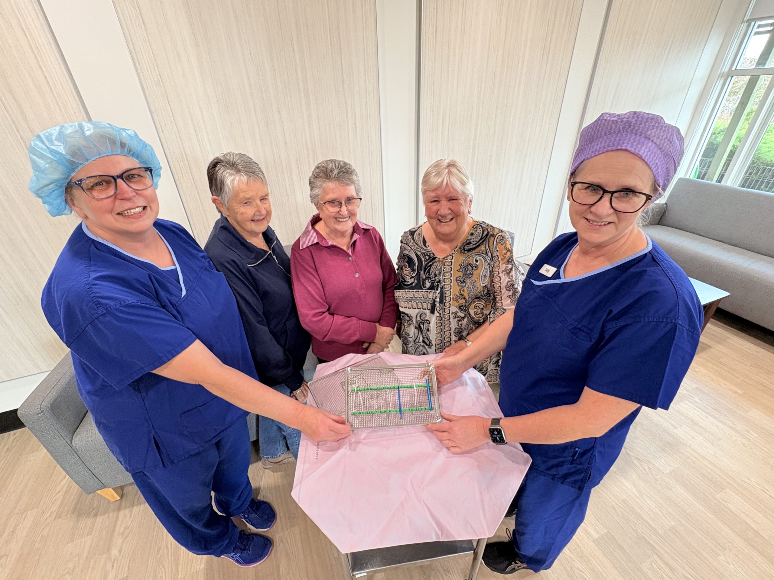 Stawell Auxiliary Donates Eye Surgery Sets
